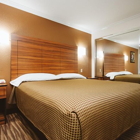Palace Inn South Wayside Х'юстон Екстер'єр фото
