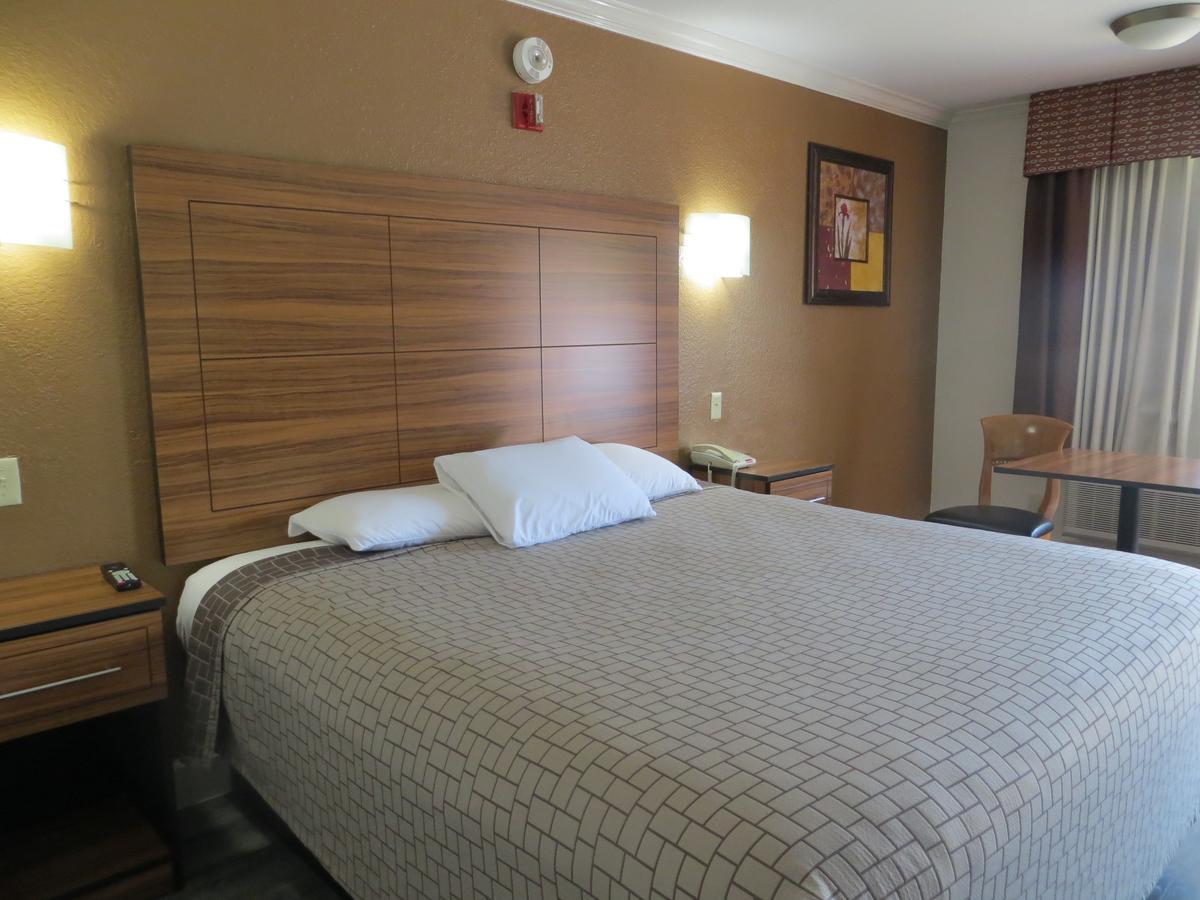 Palace Inn South Wayside Х'юстон Екстер'єр фото