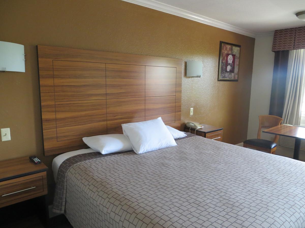 Palace Inn South Wayside Х'юстон Екстер'єр фото